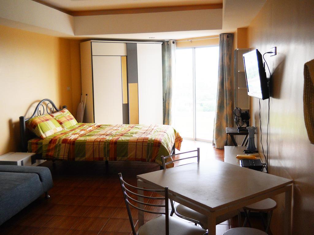 Jomtien Beach Condominium S2 Esterno foto